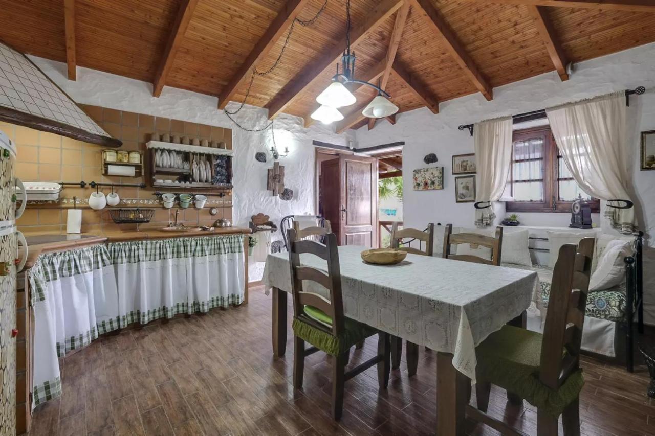 Casa Olympia, Tamaimo Apartment ภายนอก รูปภาพ